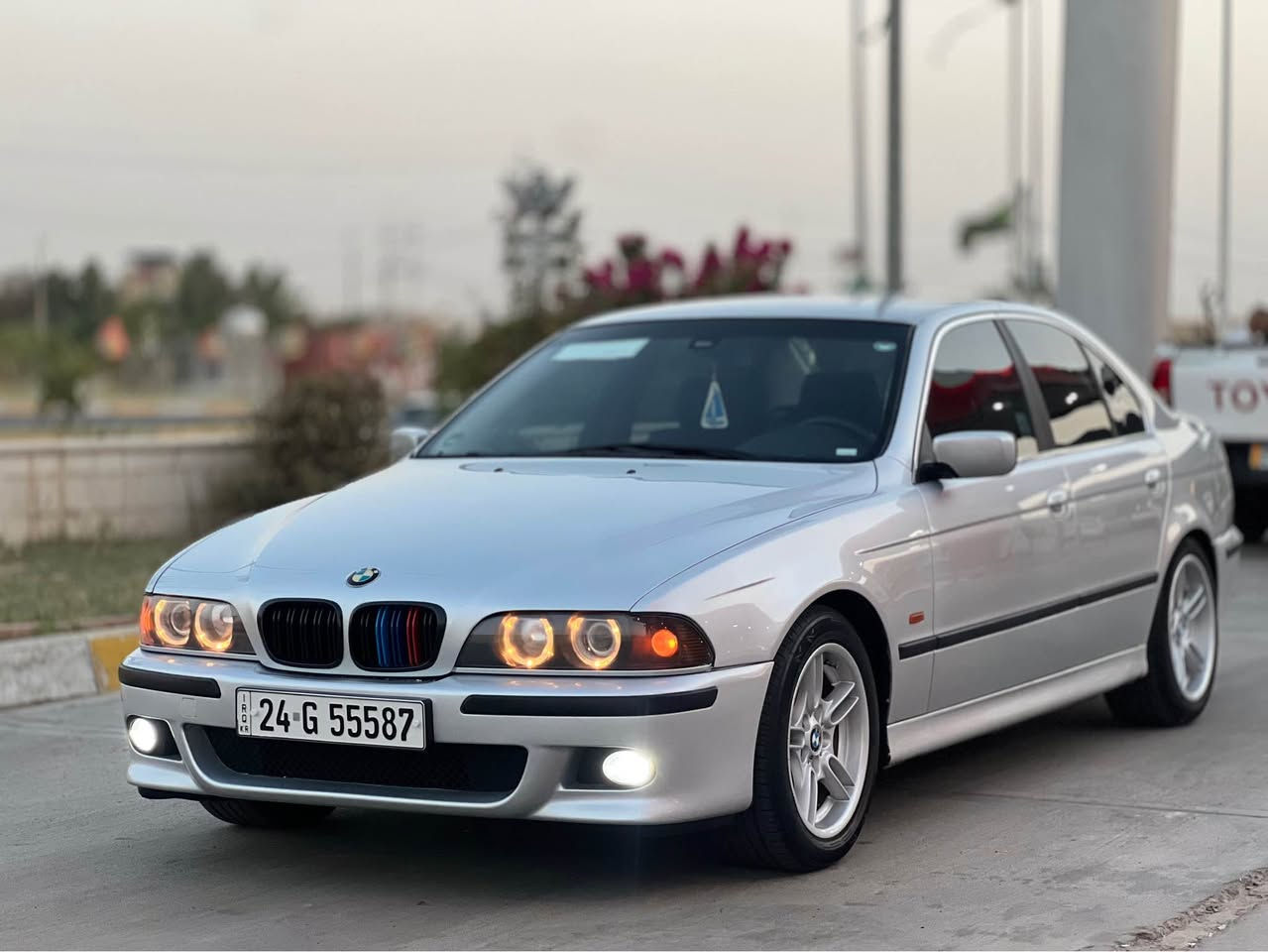 للبيع فقط .

سعرها 110 ورقة بيها مجال. 
للبيع سيارة بي ام صقر موديل اصل 1999حجم 528Ai
سيارة حيل جديدة بحالة وكالة ماشية 470 الف حقيقي
سيارة بيها ريحة شركة صبغ بلادي بس قطعتين كلير 
سيارة الف دينار متصرف عليها رقم سنوية ٢٠٣٢ عاج
منضومة تبريد بلادي ثلج تحكمات گير اوتو عادي 
سيارة ميحتاج اوصفها جاهز للاخير صدر تخم تاير جديد
مكان سيارة كركوك داخل مركز مدينة .

***********📞
***********📞
***********📞 أربيل, العراق
