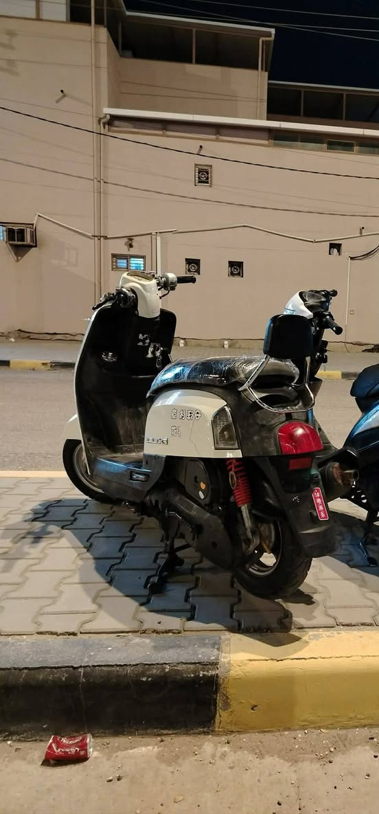 ماكس بوليس • نضيفه • بدون مراوس