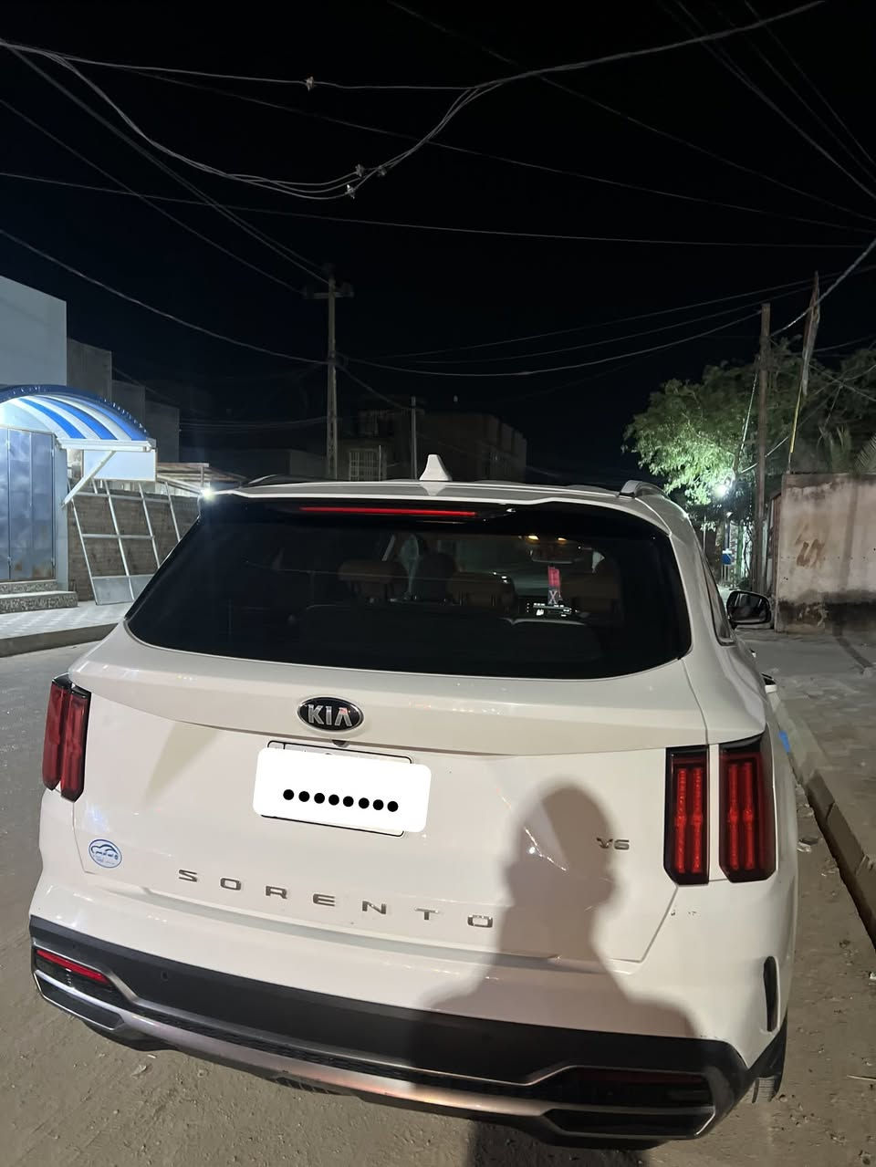 🚘 للبيع سورنتو 2021 خليجي رقم قادسية 

• الموديل: 2021
• الوارد: خليجي
• المحرك: 3500 V6 – 6 ستة سلندر
• الممشى: 140,000 كم
• السيارة استخدام شخصي
• بيها صبغ بالبنيد فقط
• بعض الخدوش والملاحظات البسيطة
• السيارة قابلة للفحص بأي مكان يختاره المشتري

📍 المكان: الديوانية

للاستفسار والتواصل: الاتصال او مراسلتي واتساب
***********
