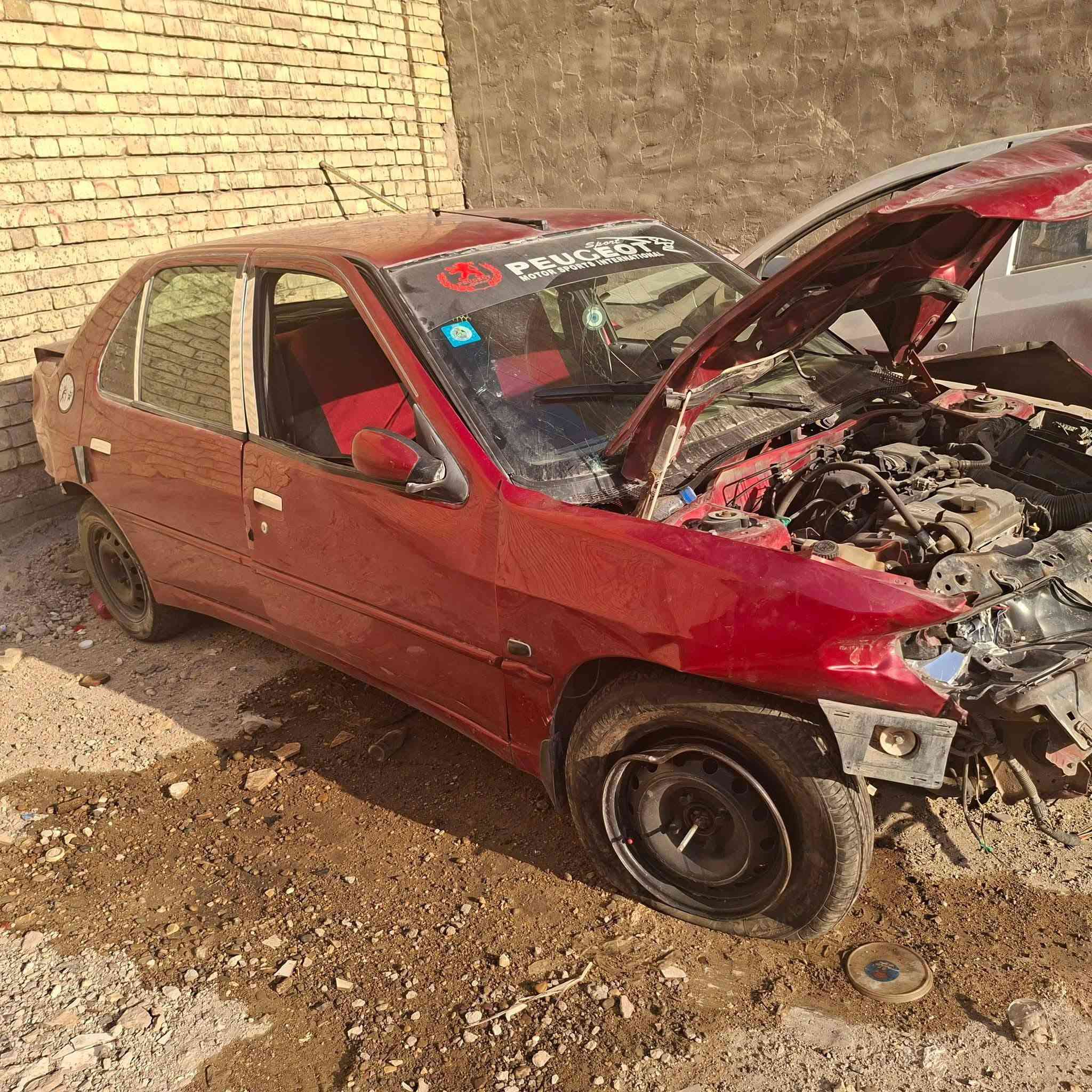 السلام عليكم تفصيخ بيجو 306
مكان بغداد شتريد موجود 
***********
