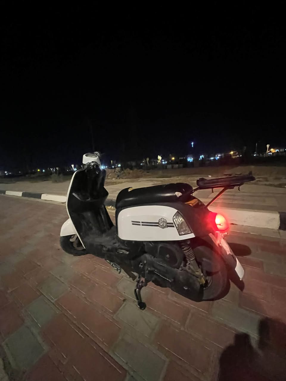 بوليس للبيع مامفتوحه الدراجه فول شلعه يرادلها ترتيب السعر 500 مكاني كربلاء هاتف ***********
