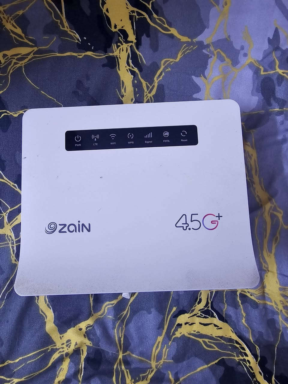 راوتر زين فاي 4.5g
نظيف شغال
السعر 50الف قفلة 
للتواصل
*********** واتساب
