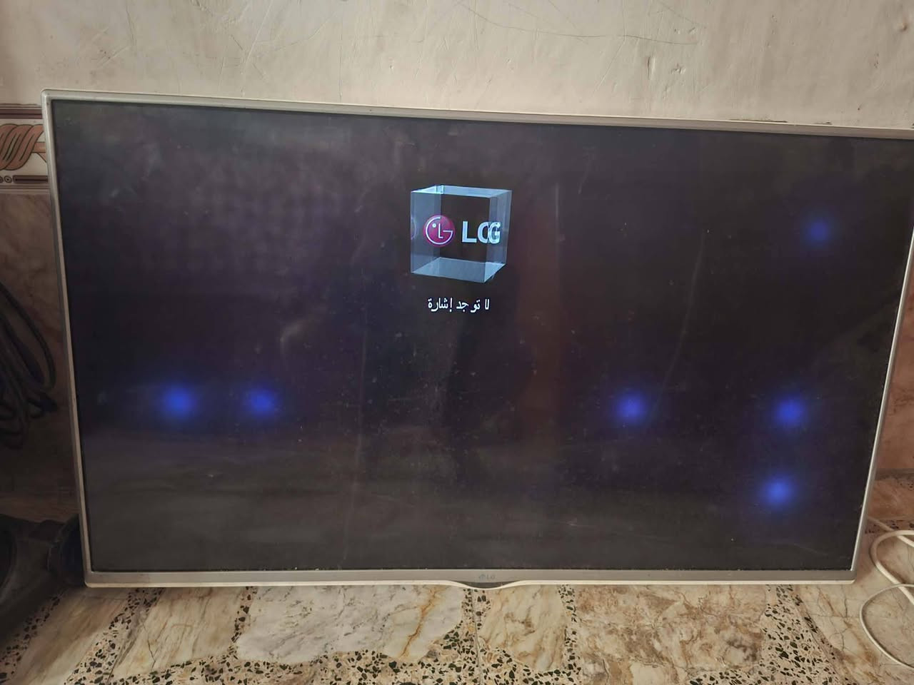 سلام عليكم شاشة LG للبيع السعر 150 وبيهة مجال مكاني كنطره السلام عمود 31
***********

