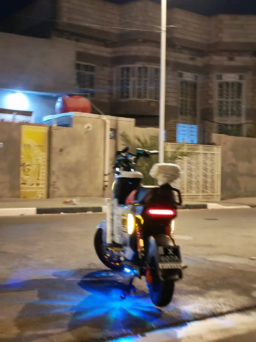 السلام عليكم شباب دراجه توتو للبيع دراجه جديد ونظيف وصاللهه شهر منطلعت من لوكيل عنواني بصره سعر725 رقم لهاتف 
***********
