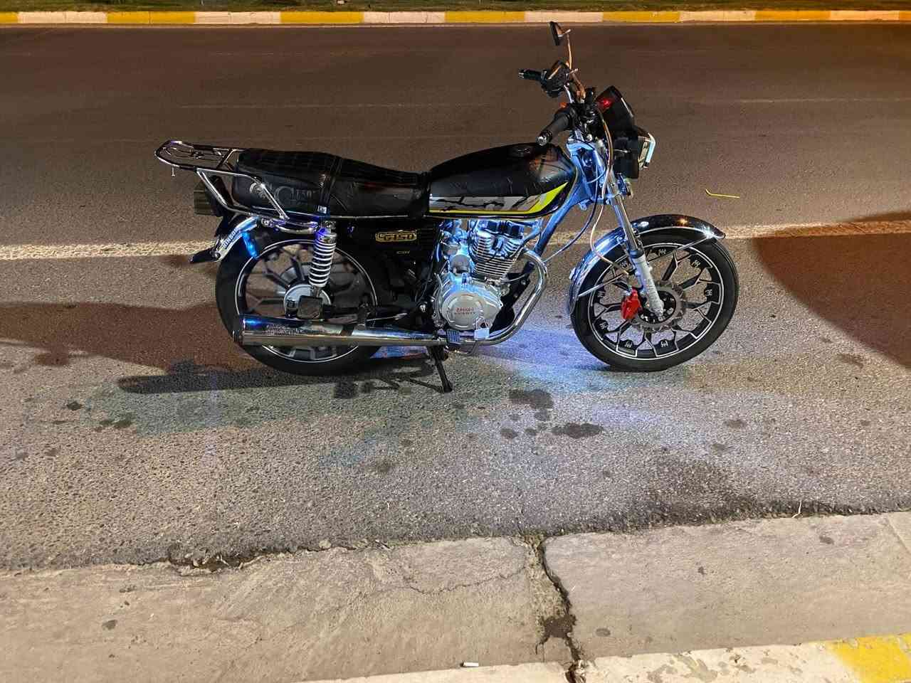 راح اكتب جميع تفاصيل + فقط نقد فقط داخل اربيل رجاء
سافيني 2024 الوجبة الاولى  مكينة 150cc كبس حتى كور وسلندر كبس 

دراجة كلها بلادي كيج وتانكي وحتى كزوز بلاد كاملة مايعوزها شي 
منفيس موجود 
دبلات كهربائيات حتى كيج شغال لايت عالي ناصي اشاير 

نكرة سلف نكرة هندر شرط فحص 

مكينة صوت ناعم دبلات ناعم اخو زيرو ماطور مال جناي 

طخم ويل عنكبوت 

شاصي بشرط 

كله بلادي ممغير بي شي 

للتواصل واتساب خط سريع *********** 

سعر جدا مناسب للشراي وبي معاملة فقط واتساب رجاء
