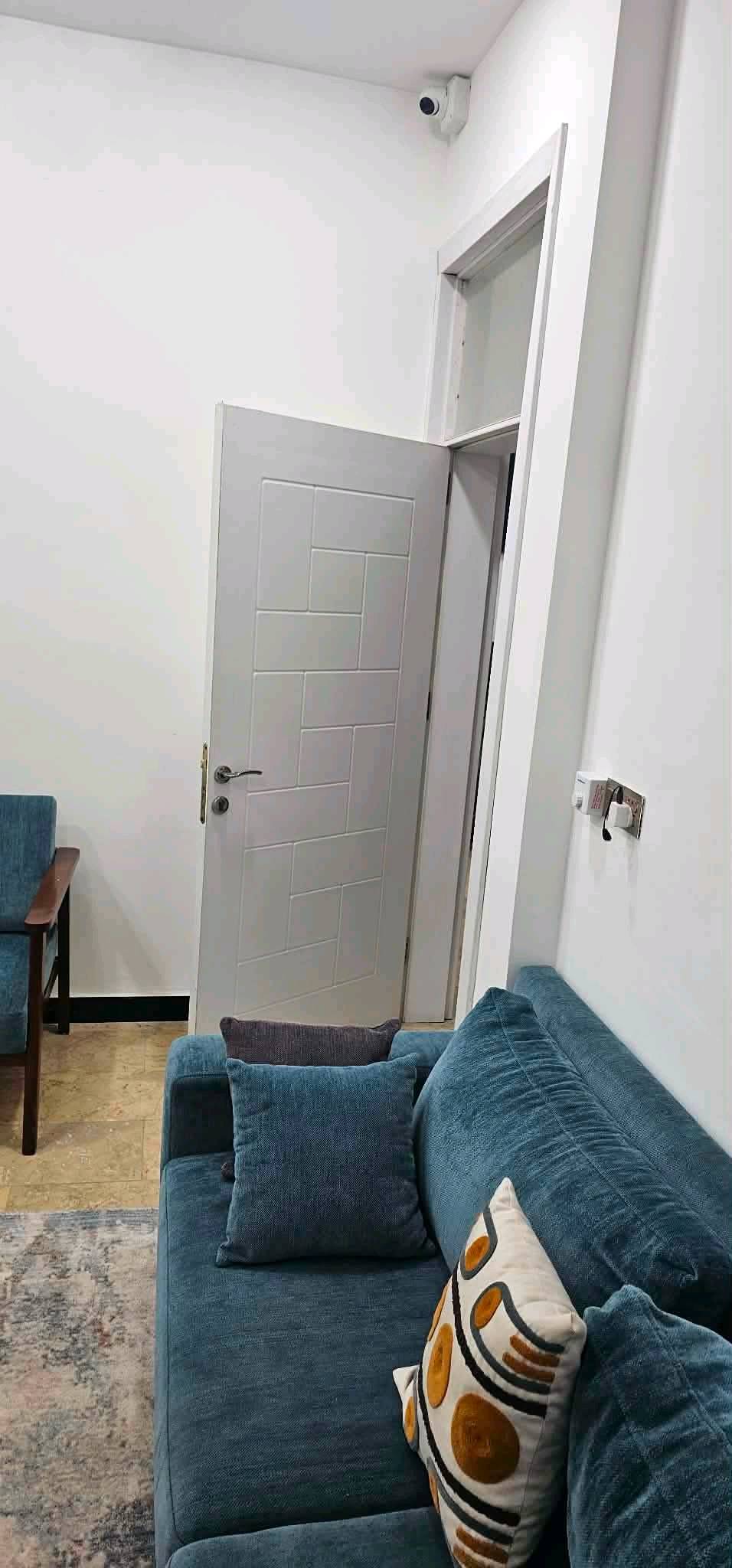 #إياد_عدنان
​بيت للبيع بموقع مميز جداً | حي الجهاد - محلة الأساتذة 🏠✨
​فرصة استثمارية وسكنية راقية في واحدة من أفضل مناطق بغداد (حي الجهاد - محلة الأساتذة / خلف الأربع شوارع).
​المساحة: 75 متر مربع (الواجهة 5 م × النزال 15 م)
​السند: طابو صرف (ملكية تامة)
​المواصفات والتفاصيل:
​صالة استقبال واسعة
​مطبخ
​مناور وخدمات صحيات عدد 2
​غرف نوم عدد 2
​بيتونة + سطحين
​📍 الموقع: بغداد - حي الجهاد - محلة الأساتذة (خلف أربع شوارع) — موقع مميز ومخدوم بالكامل.
💰 السعر: مناسب جداً.
​📲 للاستفسار والتواصل (اتصال / واتساب):
***********