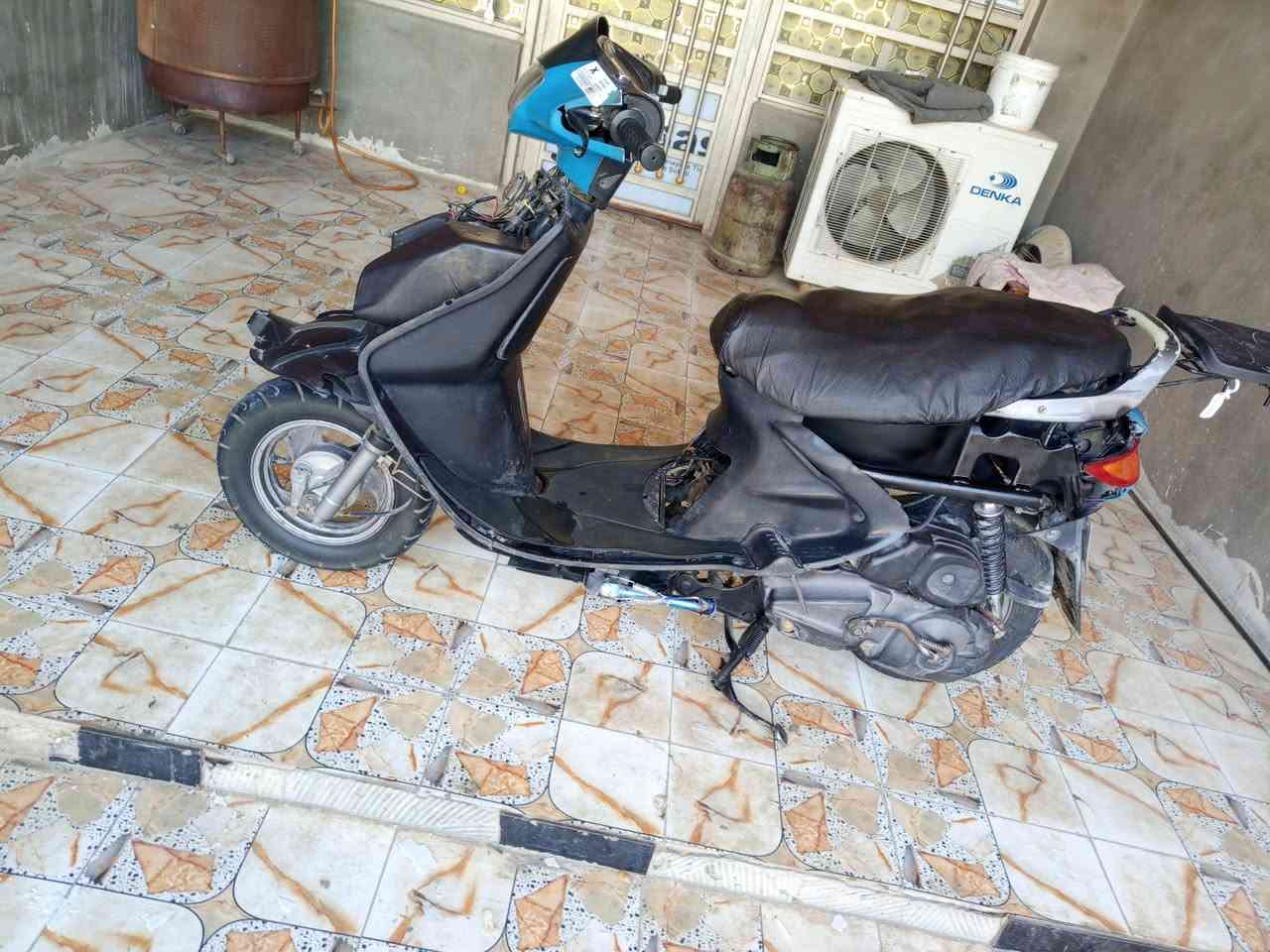 السلام عليكم
فراشة فحل للبيع 
مكينه ماكس فراشة عل فحص وين ميعجبك تفحص 
برغي ما مفتوح بيه 
شلعه معدلل طيران 
دراجه كله ابلاد مكان نجف ابو صخير  الرقم ***********خاص مغلق
