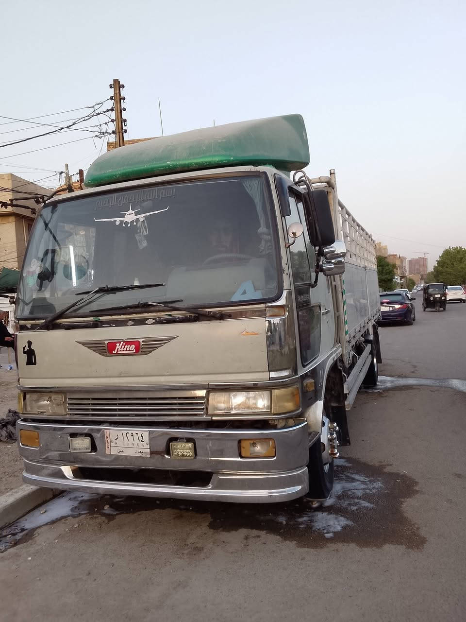 سلام عليكم 
هينو طيره سبعين عادي موديل 98 الطول 6 سياره جاهزه خير من الله رقمه بغداد السياره باسمي تحويل ثاني يوم  مكانه بغداد سعره خاص *********** شراي اتصل وبيك وتدلل
