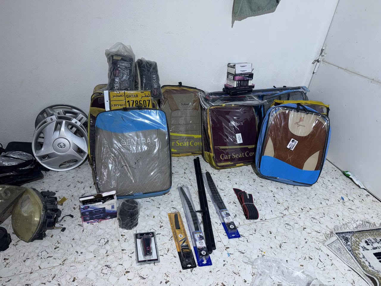 خەرازی جوانکاری  سەیارە بە نرخێکی  زۆر هەرزان دوقات کەمترە لە هی بازاڕ هیچ عەیبێکی نیە گشتی تازەیە دوکانەکێکە اخرێ هەموی بەنرخی  جووملەیە بۆ داواکردن  نامە بنێرن یان  پەیوەندی  بکەن‌***********
