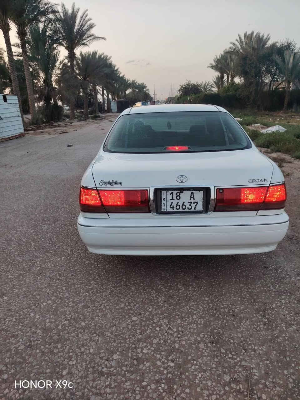 السلام عليكم ملكه للبيع موديل 2001 صدفي السياره رقم بابل بسمي تحويل ثاني يوم   السياره دكمتين العنوان بابل الحمزه الغربي  بيع فقط للإستفسار على هذا الرقم ***********

نص مكتوب في الصور:
- HONOR X9c