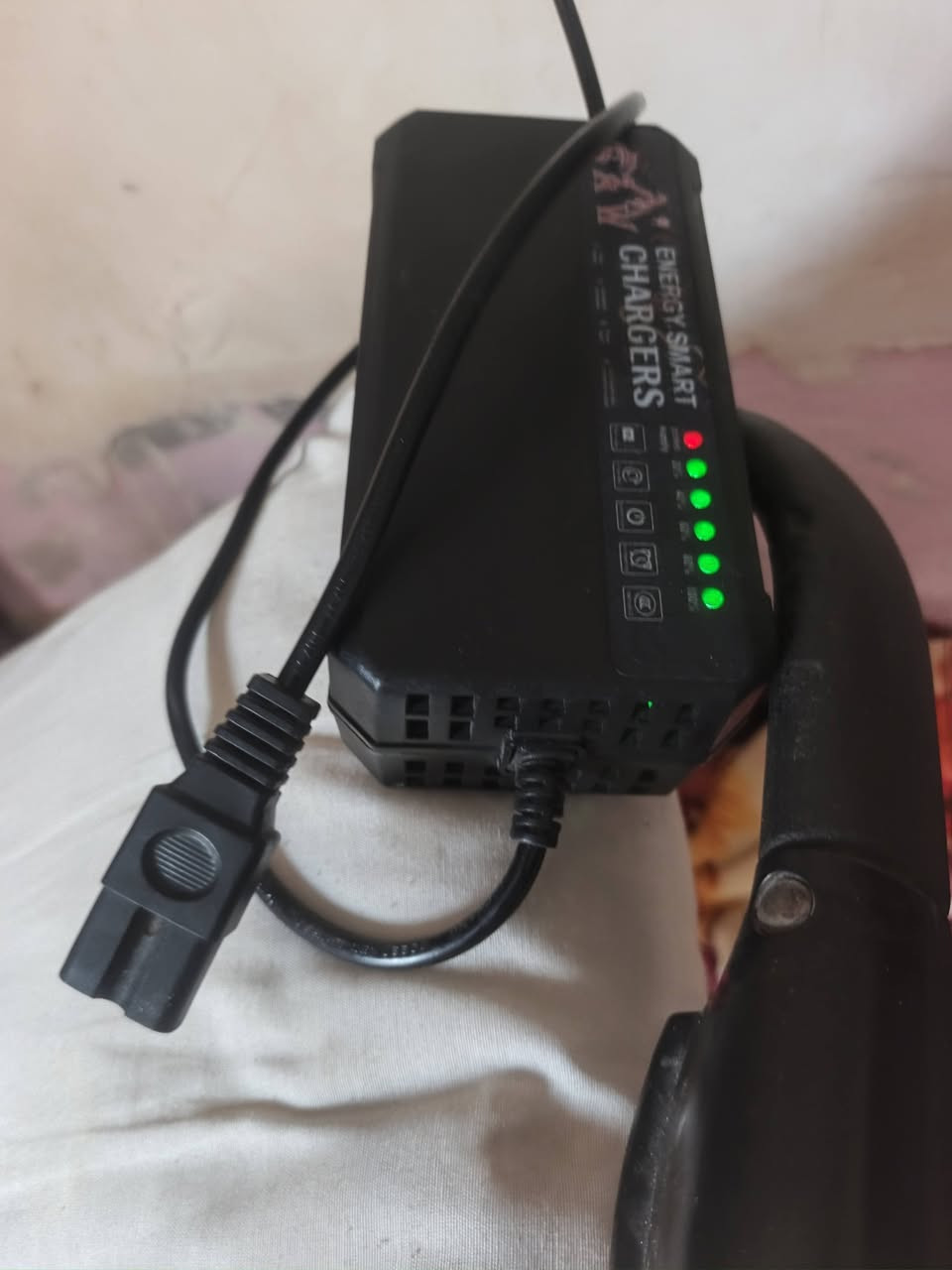 سلام عليكم شاحنه جديده البيع +964 780 069 8976
