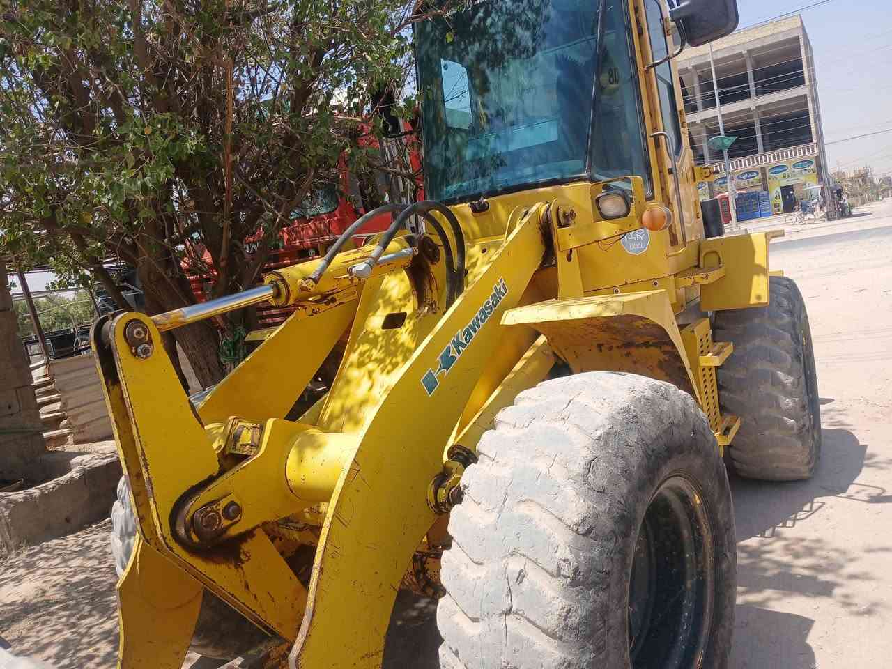 السلام عليكم شفل كاوسكي حجم 50 للبيع رقم بغداد موديل 2003اصل اتصال  ***********
