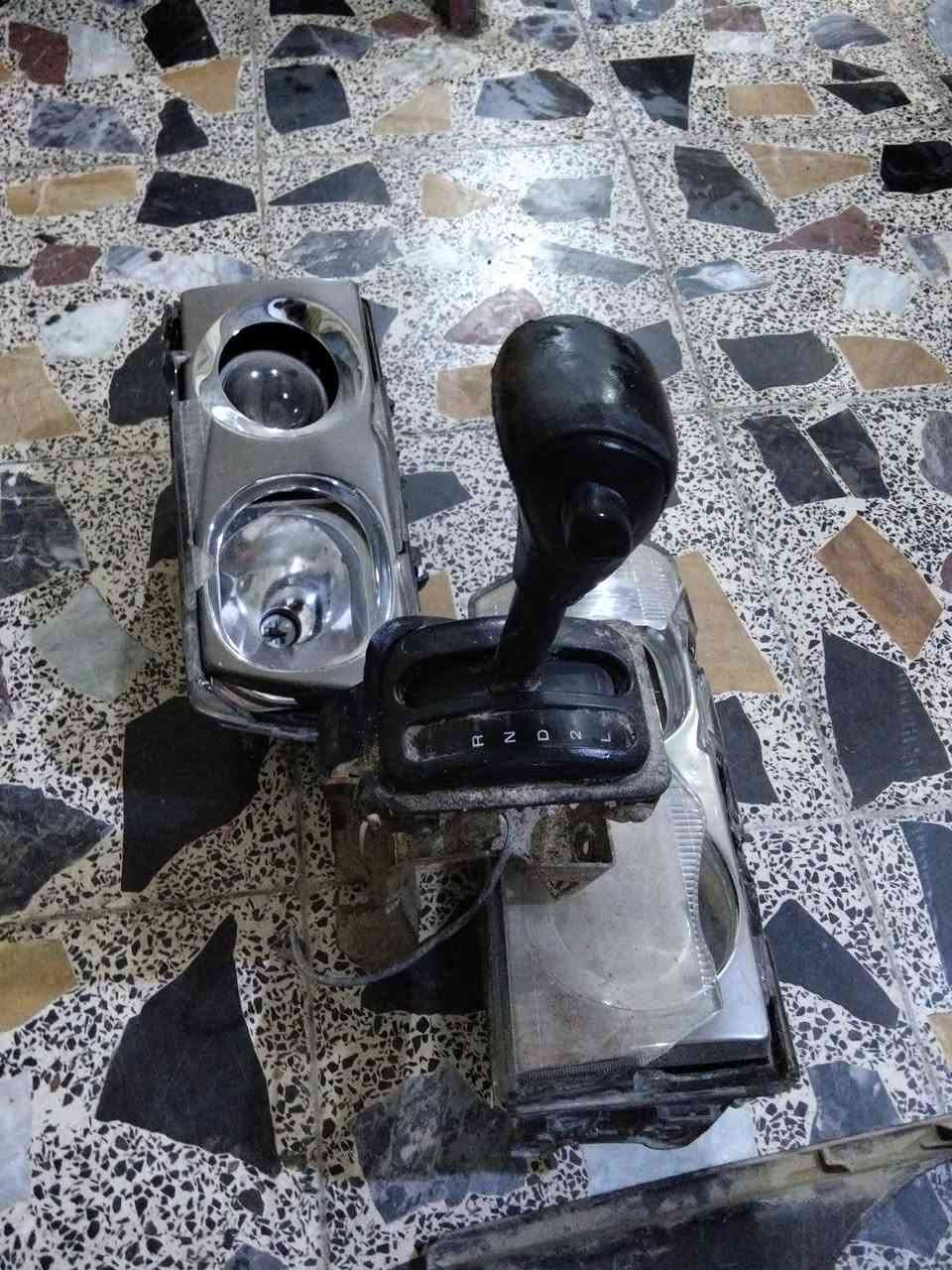 سلام عليكم عندي أغراض ميستوبيشيL300 باص ماصدات شغالات بس جام مكسور وعصا كير وحاظنه وجامه ومسجلات شغالات مال نيسان ومال سوناته مكاني بغداد للستفسار ***********
