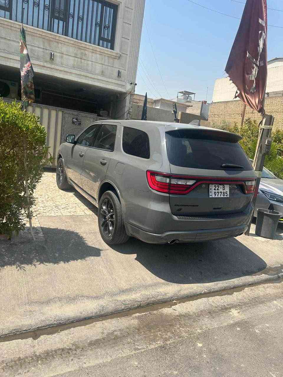 السلام عليكم
دورانكو موديل 22 بلاك sxt
 محرك ٦ سلندر حادثها موضح بالصور حادث سطحي 3 قطع بسيط بدون ايرباك 🛑
تبدل بيها باب ورة السايق نفس اللون فقط
وانصبغ باب السايق والجاملغ الامامي
مواصفاتها معروفة 
رادار جانبي وخلفي
شاشة 
تشغيل عن بعد 
كرسي كهرباء
كامرة حساسات
وباقي المواصفات العادية بالامريكي
ماشية 59 الف ميل السيارة ب اسمي وجاهزة من كلشي السعر المطلوب 263 ورقة وبيها مجال بسيط جداً
بيع فقط بدون مراوس 
للاستفسار *********** بغداد, العراق
