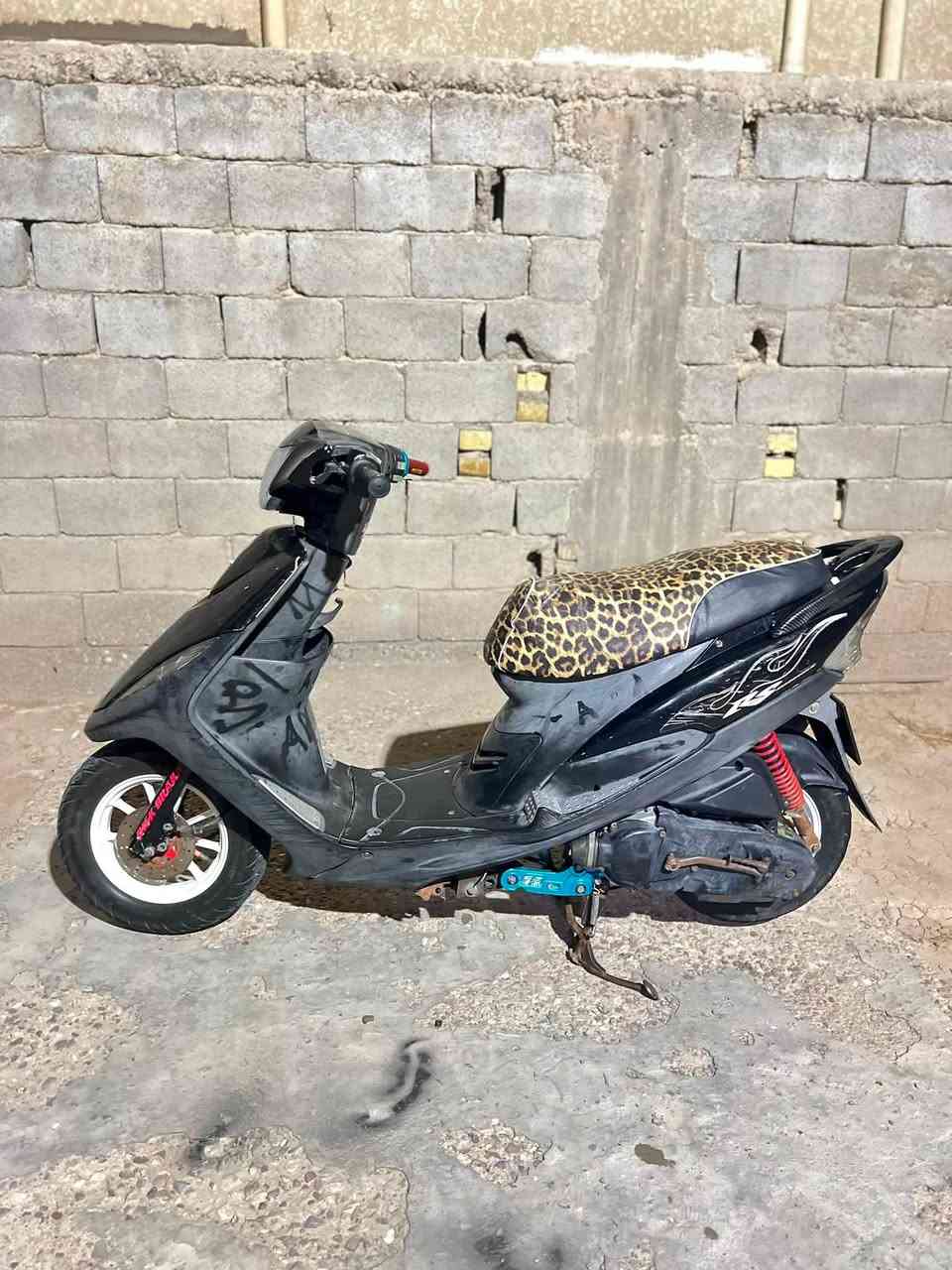دراجه كفاله عامه صارله شهرين من طالعه من رمبه

مكينه مامفتوحه بوشه 49 جيب وياك مصلح وتعال افحص

كهربائيات كله شغاله نكره سلف بكل وقت لايت زنون سكنات اشاير كياج عداد بانزين وبيه غراض تزويد اصلي

شيال سمائي 🩵
قطره دهن سمائي 🩵
قبق فلاوين سمائي 🩵
غبضه مال بانزين سمائي 🩵
قبق عبار بيه هم
وياله اصليات وبلاد
شوته 4 ولفات بلاديه 

العنوان البصرة التنومه والسعر خاص رقم الهاتف ***********

ملاحضه المو شراي لا يراسلني ويتعبني
