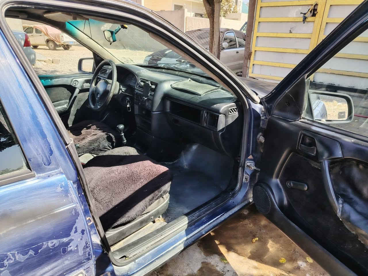 سلاوهاوڕییان
ئە م ئوبل ڤیکترابوفروشتن
مودیل 92
مە کینە بیست 
گیڕعادیگیڕومە کینە بە شە رت 
سە نە وی بەشەرت حاسیبە
گیڕومە کینە لوکە سفرە
دوسە دوبە نجایە مە سرە فی هه بومە عمە لە ی مە کە
سە دری لوک خیاسی نیە ما شاللە ی دە وی 
مالی دوستە 
سعر11وە رە قە و توزی مە جال
شوین کفری 
گوڕینە وە نا کە ین
ز.م***********
