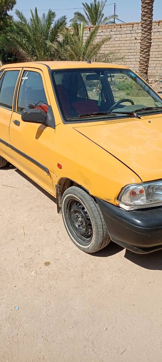 للبيع ٢٠١٥ نضيفه مكينه وكير مكفول تبريد ثلج. السياره  بيه منضومت غاز  يعني تمشي غاز بانزين.   السياره فقط بيه صبغ حزام جماعيه  رقم قادسيه نكليزي  سعره ٢٩ وبيه مجال بصيط. مكاني دوانيه  ***********@
