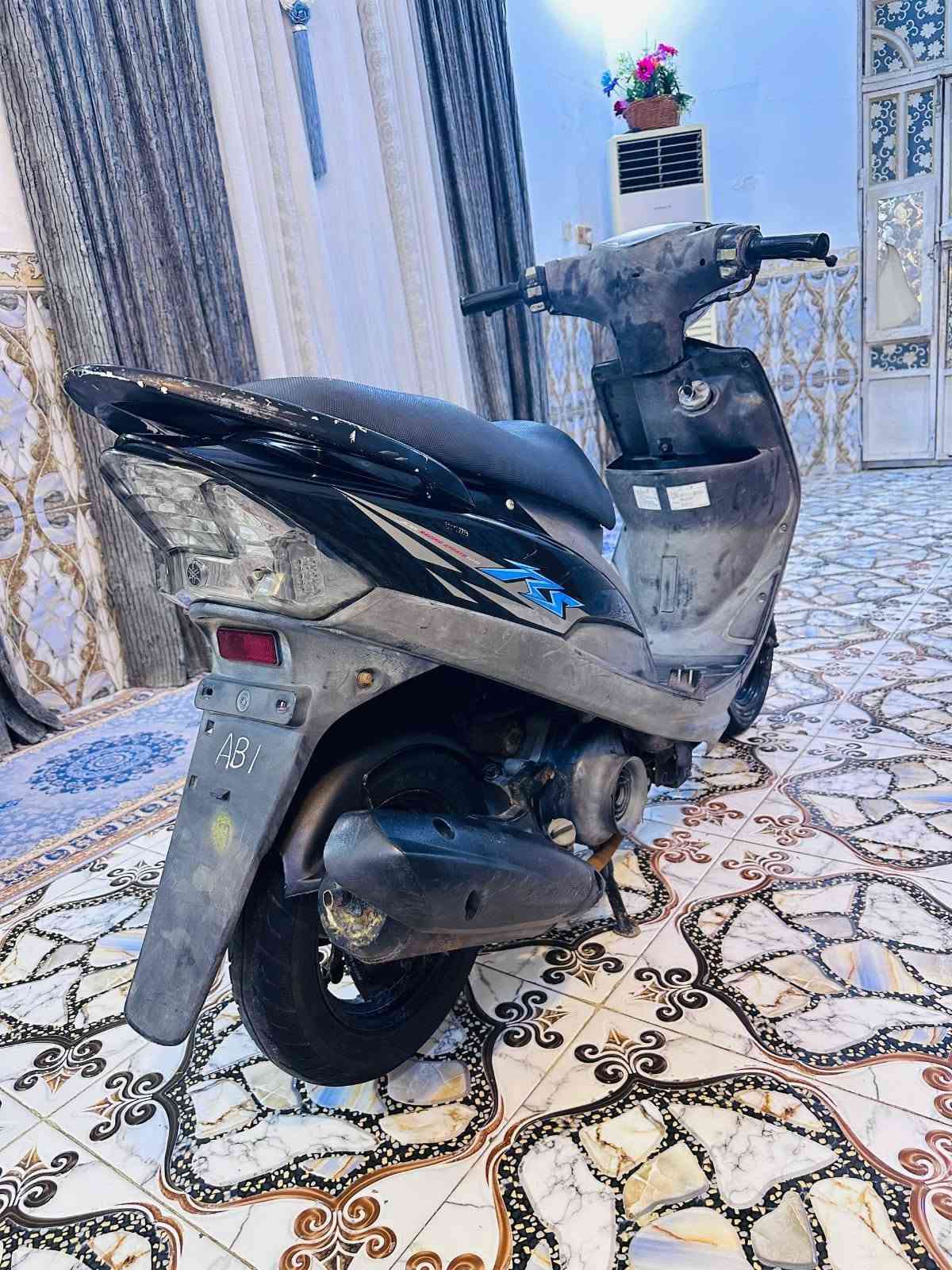 السلام عليكم للبيع ماكس عدله ياباني حاويه شرط كفاله عامه صار 11 يوم من طالعه كفاله من كلشي جيب فيتر وفحص شرط ما مفتوحه بلاد 49 ختم واحد كله ويه المحرك كلشي شغال بيه سلف هندر كهربائيات شرط تاكل الكاع بالسرعه السعر 975 وبيه مجال رقم*********** بصره القرنة, البصرة
