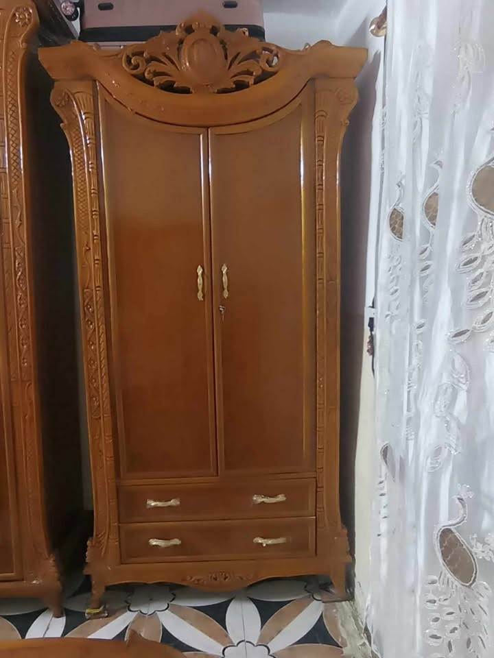 بمليون ٧٥٠  وبيها مجال قليل جديده تسكام مو سوكي نضيفه مسويها ب٣ ملايين 
خللها فقط جامه مفطوره

القاسم عنواني
***********

