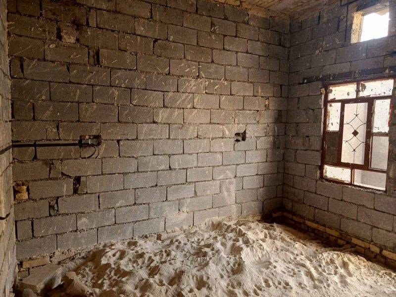 🏠 بيت للبيع
بدايه شارع حجي كشخول 
قرب بركات الرضا وقرب حسينيه العقيله زينب

📍 المساحة: 150 متر مربع

🔹 مواصفات البيت:

غرفتان نوم

صالة واسعة

منور بين الغرفتان

مطبخ

صحيات 

ساحة

✅ مناسب للسكن العائلي ✅ موقع هادئ 

📞 للاستفسار والمعاينة: (***********)

السعر: (35 وقابل للتفاوض)
