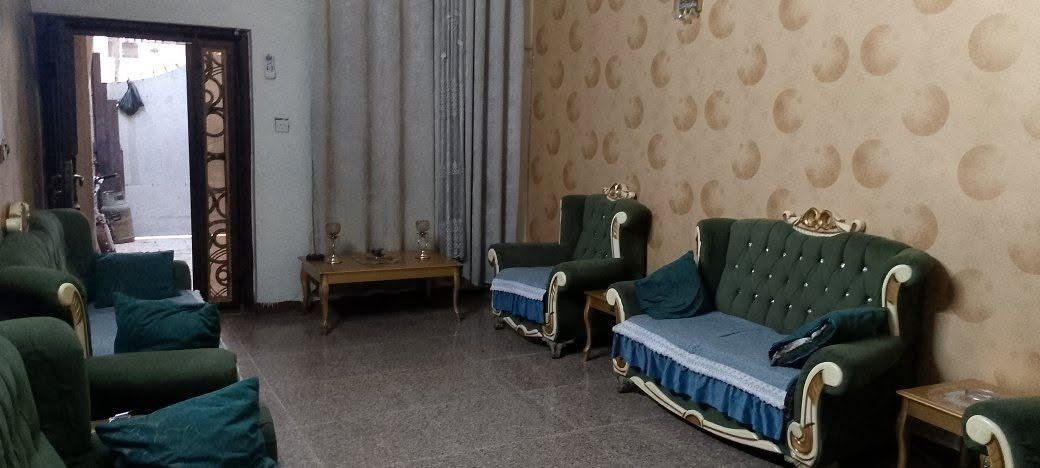 بيت لبيع مساحة 80 متر واجهي 4طابقين ونص العنوان بغداد نعيرية يم مدرسة حمورابي قرب شارع محمد القاسم مربع الذهبي ***********السعر205 بية مجال قليل لطبين

