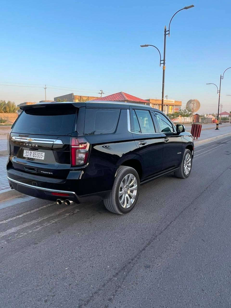 للبيع تاهو بريمر 2023 🖤
مكفولة كفالة عامة كلشي على وضع الوكالة 
رقم بغداد بأسمي شرط تحويل
لون أسود داخل عسلي ، السيارة نظيفة جداً وحالتها ممتازة، استخدام شخصي ومهتم بيها.
ماشية 80 ألف كم، فئة Premier فول مواصفات ، عليها تغليف PPF كامل للمحافظة على الصبغ.
مواصفات السيارة:
كامرات محيطية 360 درجة
حساسات أمامية وخلفية
رادار
مثبت سرعة
تحديد مسار
جكات 
دوسات كهربائية
ثلاجة
كراسي كهرباء 
وجميع المواصفات المعروفة لفئة البريمر ما يحتاج اذكرها 
السيارة جاهزة للفحص وما عليها أي ملاحظات.
السعر: 515 ورقة
للتواصل: *********** متوفر واتساب
العنوان : البصرة / سفوان
