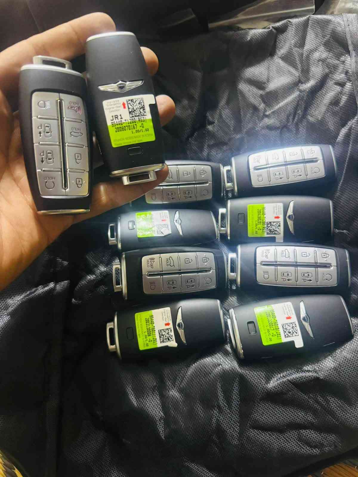 جينيسيس • ٢٠٢٢-٢٠٢٦ • جديد ومستخدم