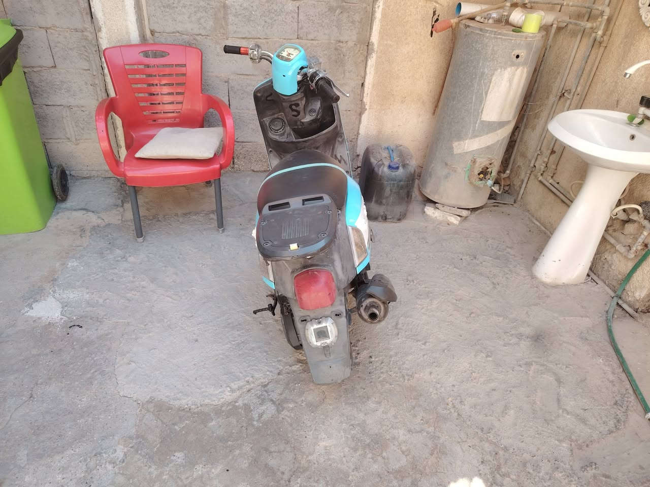 بوليسي  2009 للبيع فقط ***********
