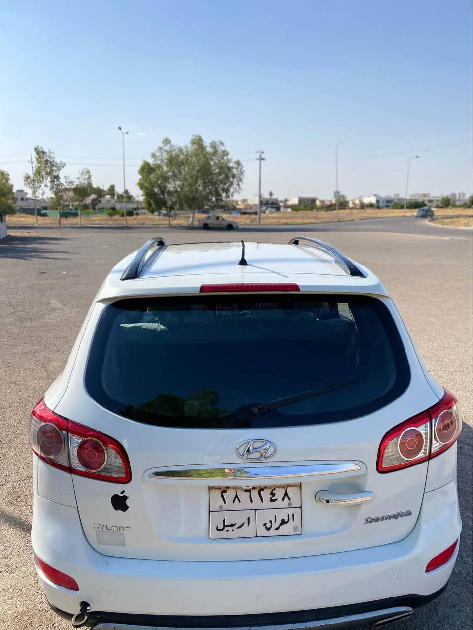 ***********
————————-
هیوندای سانتافی خلیجی ٢٠١٢
فول فول مواصفات 
٤ سلندر اقطصادی
فتحة
تحکم ستیرن
تحدید سرعة
کشن کهربائي
بصمة
٣ مقعد /٧ راکب
ثلاجة
٥ ویل کروم
کامیرة
بدون ضرر
فقط شبر صبغ باب وراء سائق
ماشی فقط ١٩٢ الف کیلو
رقم اربیل تحویل ثانی یوم
سیارة جاهز مال بیت
سعر مطلوب ١٣٩ ورقة مجال قلیل.
مکان سیارة اربیل
*********** أربيل, العراق
