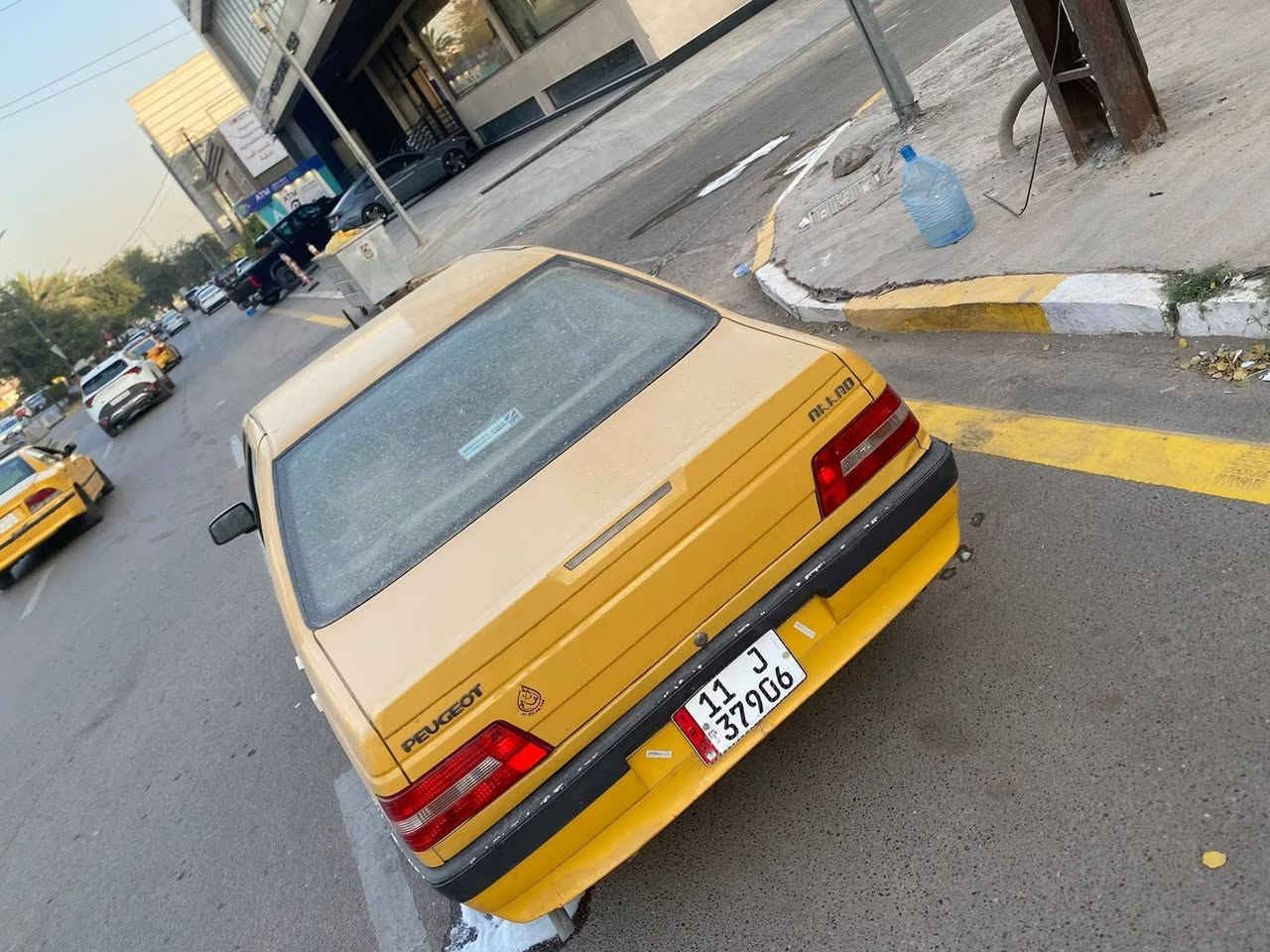 بيجو أكد للبيع موديل ٢٠١٦ بلاديه السياره رقم بغداد انكليزي مصفره هيئه وغرامات السعر ٣٦ وبيها مجال العنوان بغداد جسرديالى القديم ‏‪***********‬‏ للتواصل
