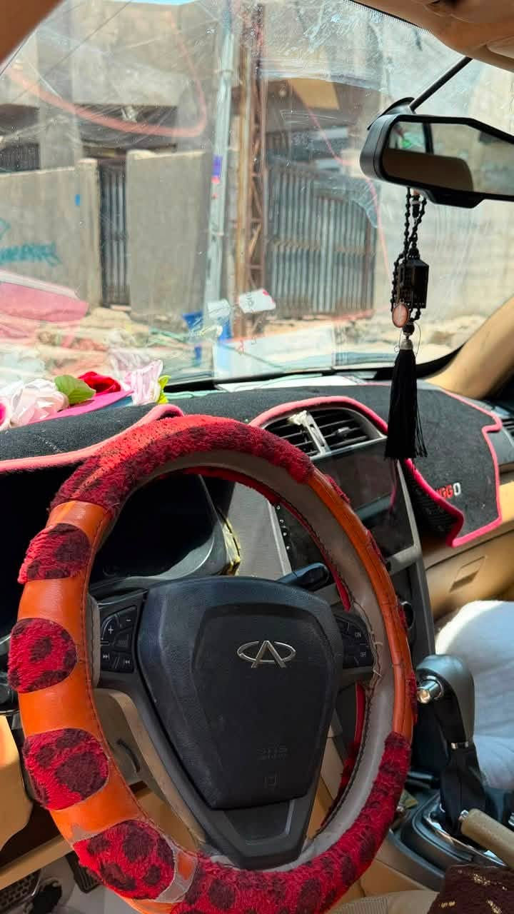 تيكو ٢٠١٥ بيضه 

مكفوله كير ومحرك سنويه موجودة منتهية بس تجديد ، سعرها ٥٨ ورقه بيها مجال بسيط ، حدادية جديدة ، منظومة التبريد شهر من مشدودة ثلج ، تخم تايرات كامل جديد اسبوع من مشدود السيارة كلش نظيفه .
تواصل واتساب ***********
تواصل رصيد ***********
