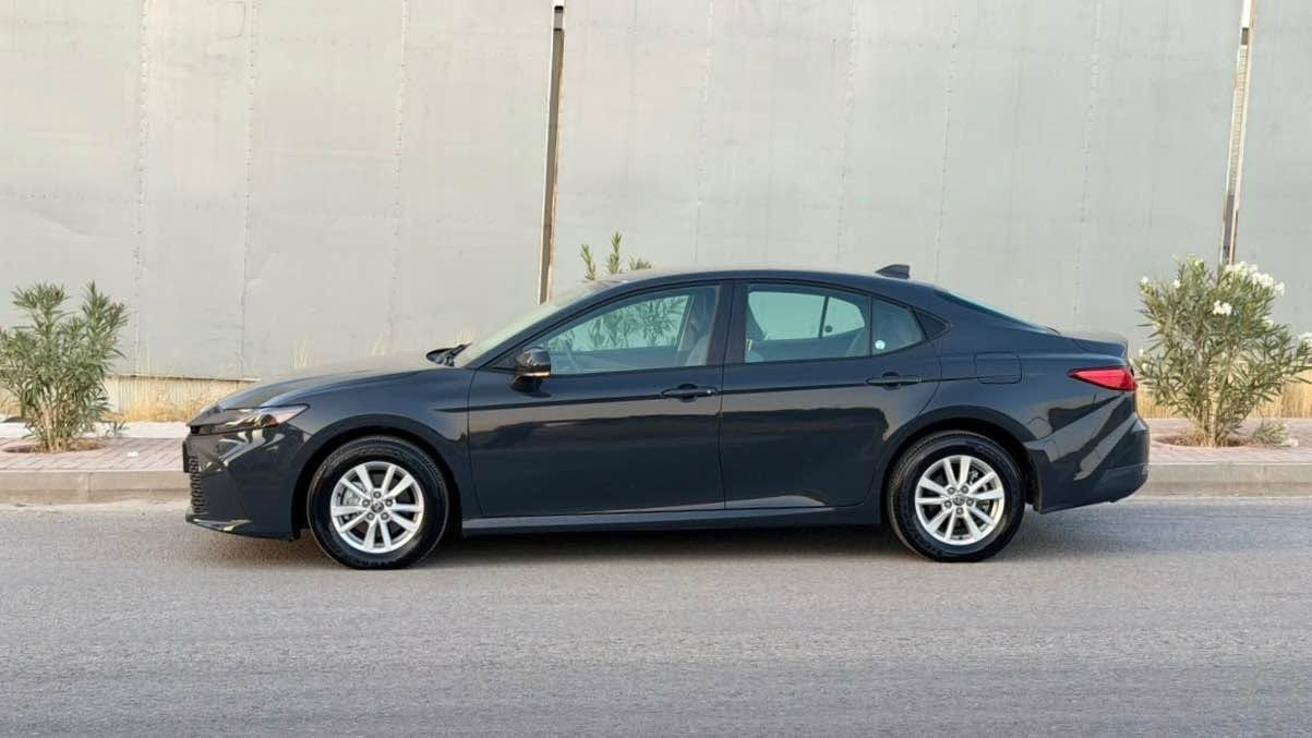 TOYOTA CAMRY 2025 LE HYBRID

‏‎کامری ٢٠٢٥ مواصفات LE هایبرید 
‏‎پێش  کەپسە - بێ ئێرباگە - زۆر نموونەیە 
چوار پارچەی کلێری ئەمریکا دەرچووە بەبێ ناو بەبێ ئێرباگ
١٩ هەزار مایل ڕۆشتووە - ڕەقەم کاتییە ٣ مانگی لەگەڵە 

4T1DBADK5SU520201

***********
***********

تویوتا کامری ٢٠٢٥ LE هایبرد

‏‎سیارە بجم کبس - بدون ارباکات - ظرر خفیف 
‏‎لون سموکی - ماشیە ١٩ الف میل
‏‎  اربع قطع کلیر امریکا بدون دواخل بدو ارباك
رقم کاتی ٣ شهر مجال رقم

4T1DBADK5SU520201

***********
*********** السليمانية, العراق
