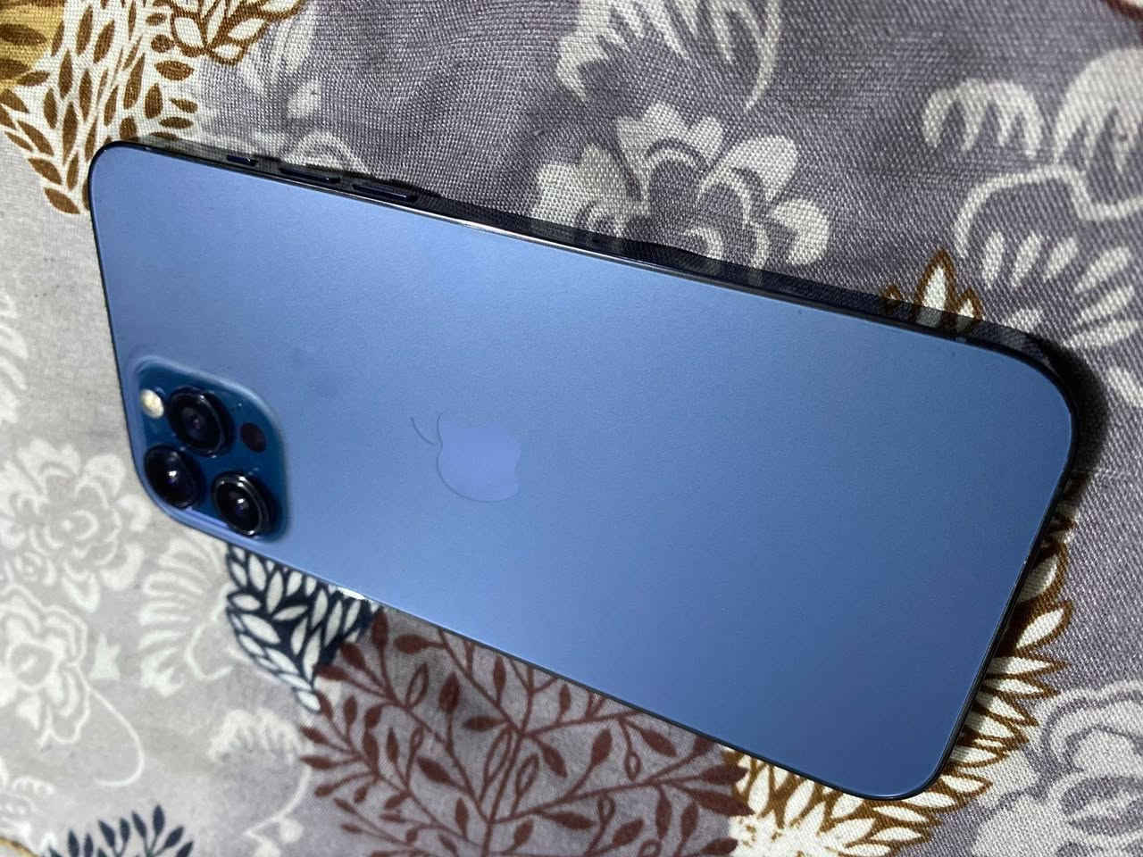 📱 للبيع iPhone 12 Pro Max – Gold ✨
🔹 اللون: ازرق 

🔹 السعة: 128GB /بطاريه 73🔋

🔹نسخة الشرق الأوسط 

🔹 استعمال شخصي ، ونظيف جداً

🔹 مامبدل أي قطعة، والجهاز بحالة ممتازة وجاهز لأي فحص.

💰 السعر:475,000وبي مجال بسيط 

📍 الموقع: بغداد – شعب حي اور 

📞 للتواصل: ***********
