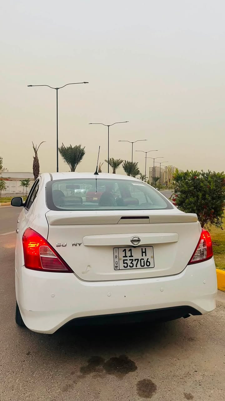 🚗 سيارة سني هندي موديل 2021 للبيع
🔹 بليتها زركه
🔹 حادثها: جنطة + بارد بيها بالجاملغ + باب السايق
🔹 ماشية: 160 ألف كم
💰 السعر: 95 مليون — بيها مجال

📞 للاستفسار والمراسلة أو الاتصال:
***********
