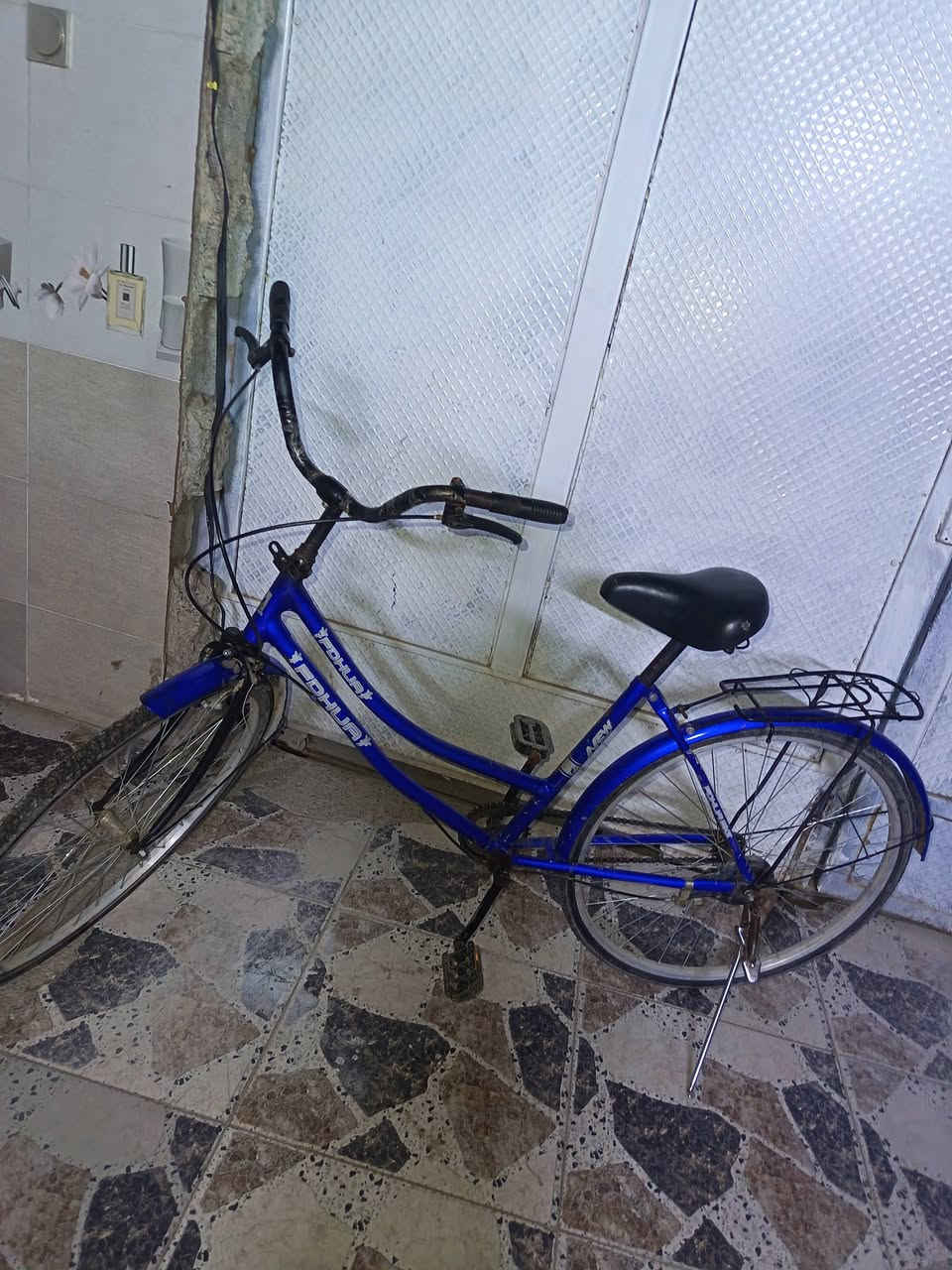 بايسكل • مقاس ٢٦ • نضيف