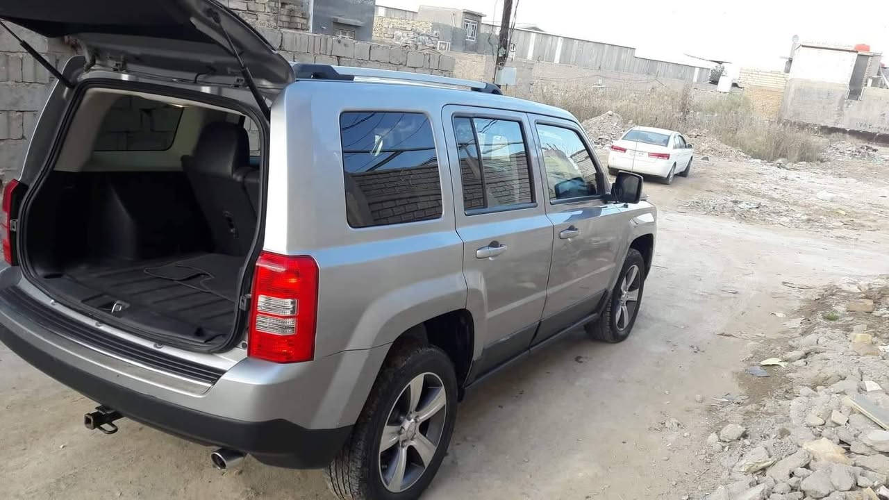 للبيع جيب باتريوت 16 كامل مواصفات رقم بابل السعر 110وبيه مجال مكان السياره ديوانيه الاستفسار على الرقم ***********
