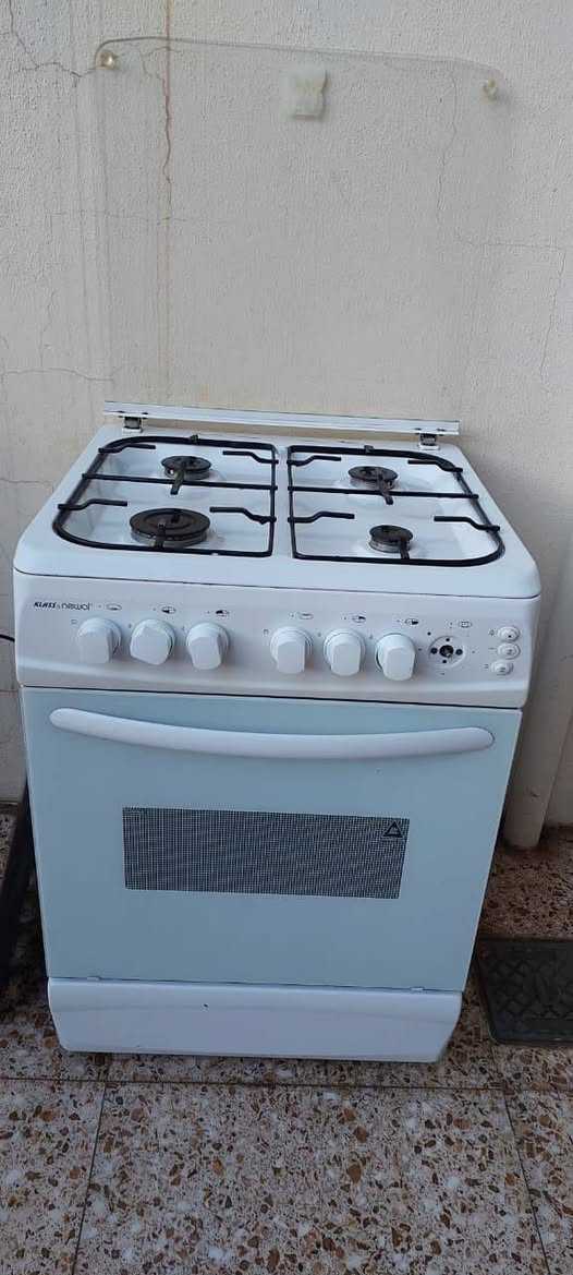 طباخ • نظيف • بلنشر