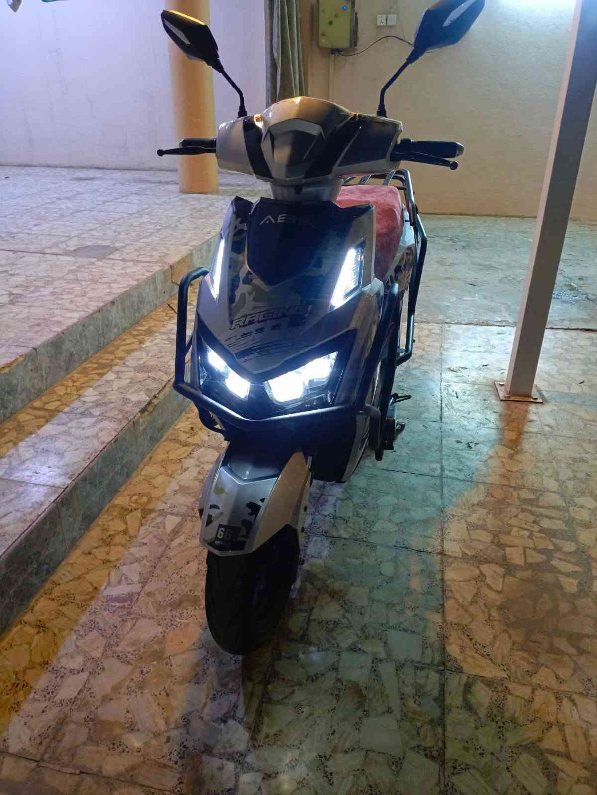 دراجات كهربائية • مستعمل • المضيق