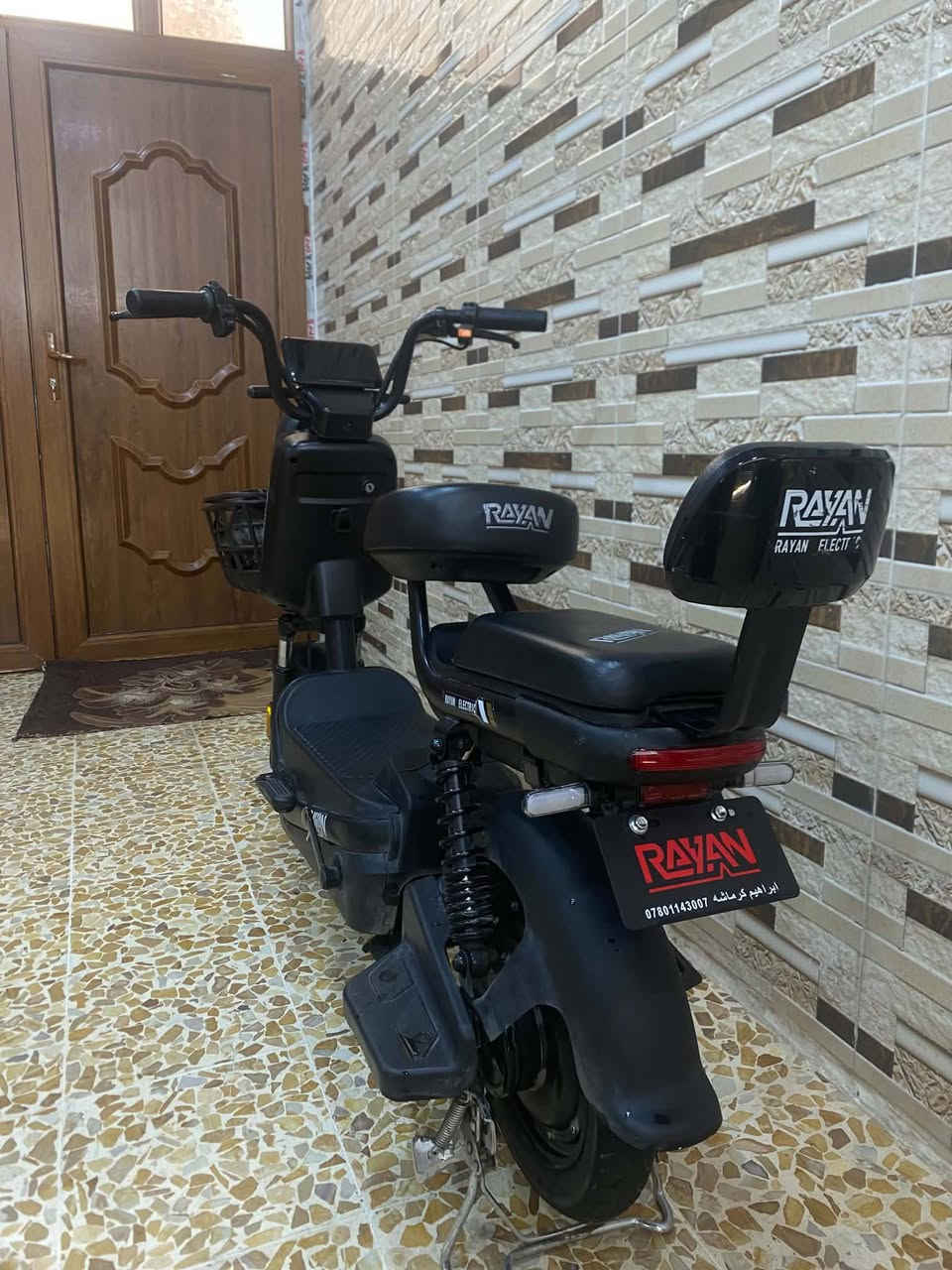 دراجه شحن R6حجم 14فول مواصفات أربع بطاريات اشاره عالي ناصي هورن يجي سويج 2وبصمه 1...السعر325وبي مجال حيل للاستفساراتصل على هاذا الرقم ***********
