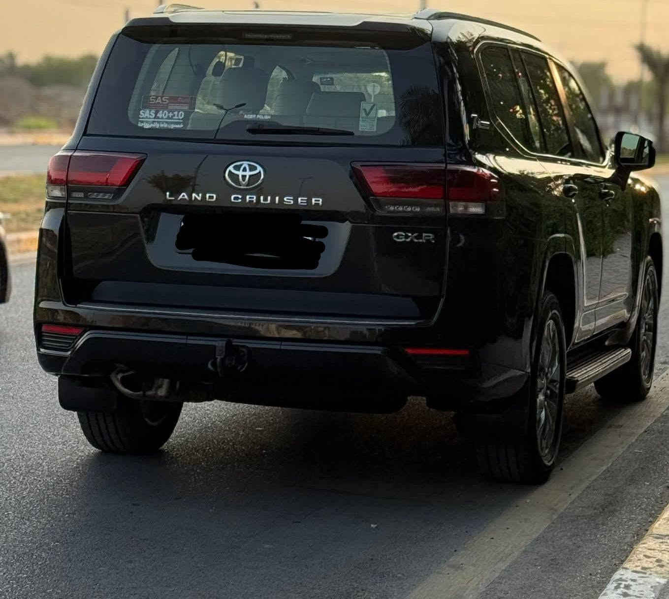 لاندكروز 2022 GxR الساز  ماشية68الف  رقم اربيل بأسمي سنوية
نضيفة

بمعنى الكلمة و مگفولة من جميع نواحي الحمدلله 

مواصفات فول 

كشنات جلد بيجي 

و داخل مطعم بصاج 

فتحة

كشنات تدفى تبريد

شاشات خلفية 

مكاني نينوئ مركز المدينة

 رايدهة 605 ورقة 

رقم الهاتف ‏‪***********‬‏
