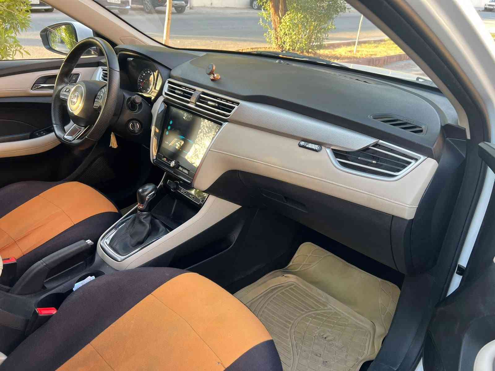 السلام عليكم للبيع mg5موديل ٢٠٢٥ ماخذيها زيرو ماشيه حاليا ٢٥ الف كم شاشه جبيرة كامرة خلفيه ويل كب تحكمات استيرن رقمها بغداد محرك كير داخل كله ع وضع الشركة وصبغ مابيها
بس بيها طخات وتعدلن بارد سعرها ١٠٠$ شدة وبيها مجال للاتصال ***********
