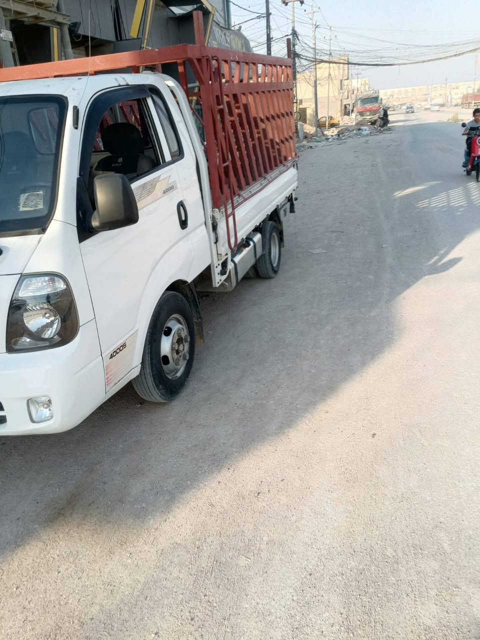 السلام عليكم كيه فحل ٢٠١٧ رقم قادسيه باسمي تحويل مباشر تانكي ابو ١٠٠ تحويره جديده حداديه جديده تبريد عوزه فريز مكينه جديده بيها شبر صبغ بلباب ***********
