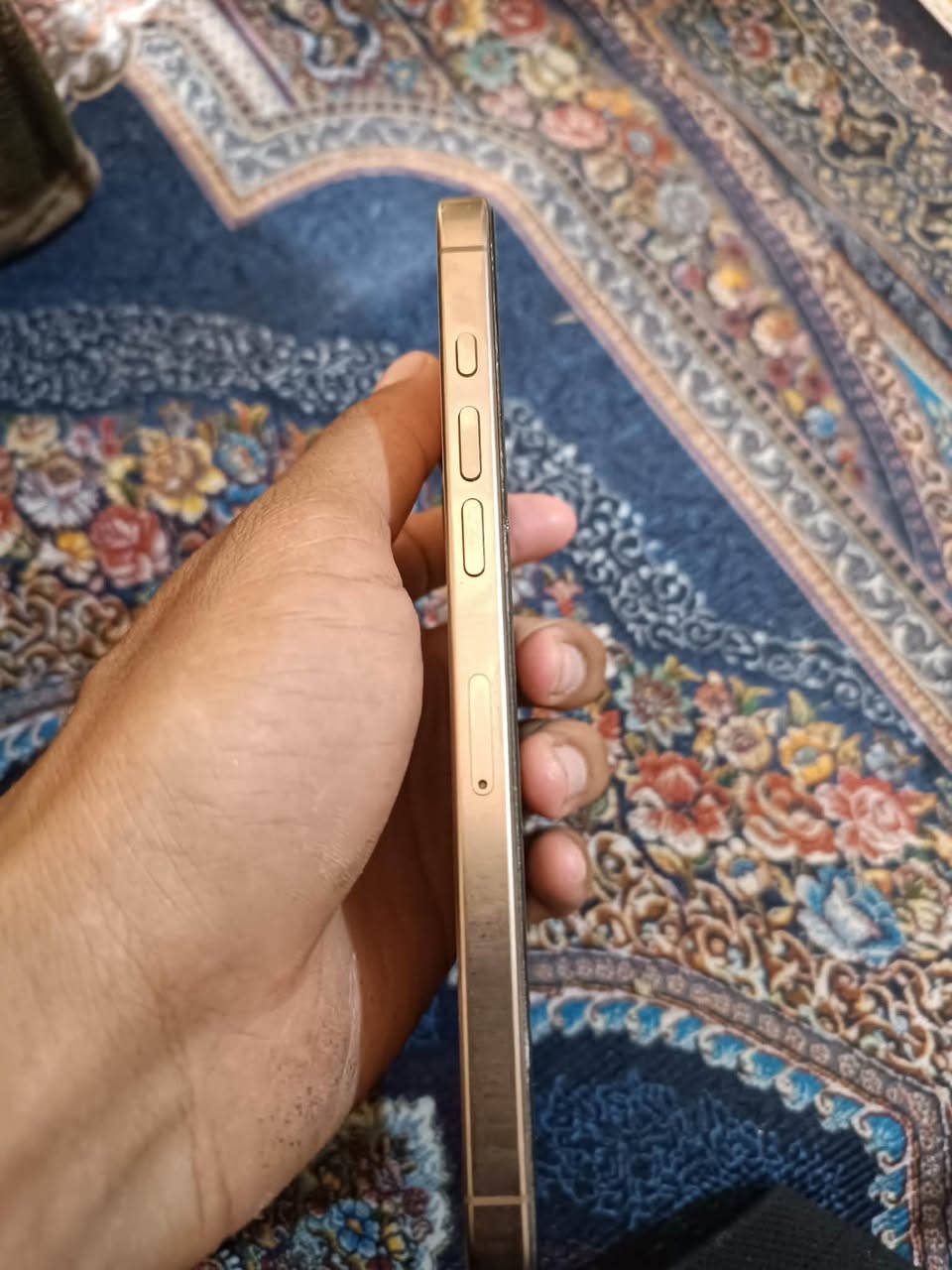 آيفون ١٦ برو ماكس • ٢٥٦ • بطارية ٩٠٪