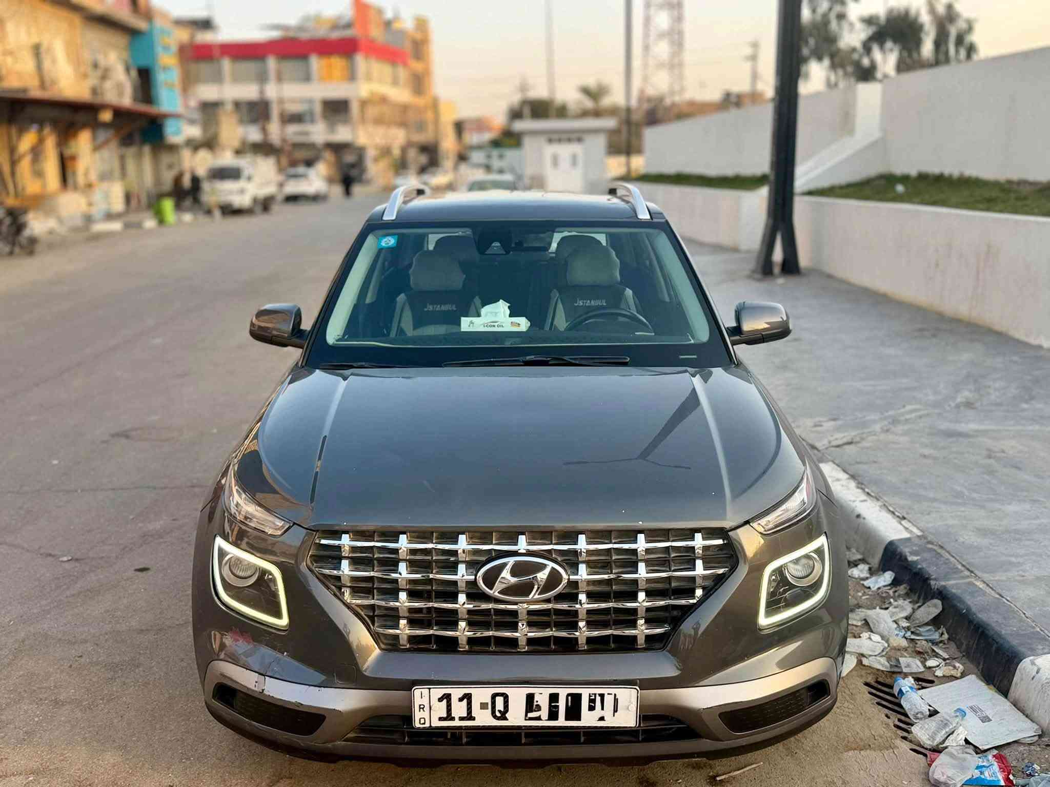 لسلام عليكم فينوا موديل 2023 فول موصفات ماشيه 32الف رقم بغداد باسمي مكينه 1600 دوش كفاله كير ومكينه وتبريد السياره حادثها مقدمه البنيد وشويه بالجاملغ صبغ الباقي كفاله السعر 115 وبيها مجال ***********
