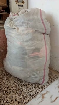 ملابس شي ان ٢٠ قطعه صيفي و ١٩٠ قطعه شتوي للتواصل. ٠٧٧٣٣٦٩٢٦٩٣