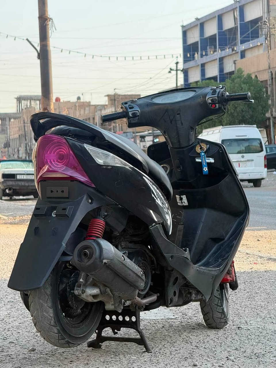 ماكس ثلعب كابريتر الدراجه لونين ختم واحد كله من طول لطول مكينه ناعمه كهربيات شغاله شلعه معدال تخبل الدارجه وبلعافيه ع ياخده اوراق منفيس بيه نكره وحده تشتغل وين متحب افحص مكان بغداد البياع السعر ٥٥٠
***********
