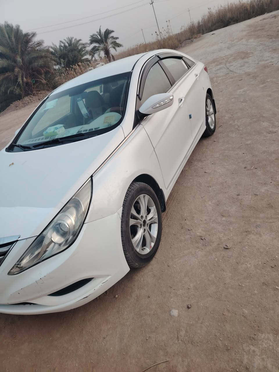 سلام عليكم سوناتا ٢٠١١بصرة بسمي سنويه ل ٢٩ بيه مكان بارد بالجاملغ الايسرقليل وبيه صبغ ب الهلاليات كد شبر ***********
