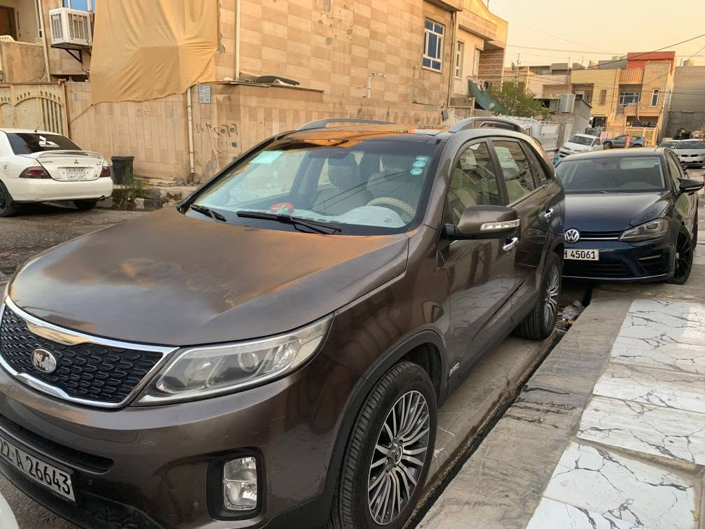 كيا سورينتو ٢٠١٤ فول مواصفات به س مو بصمة الضرر قطعتين و ماشي ١٢٣الف مكان أربيل 

كيا سورينتو ٢٠١٤  فول مواصفات ته نها بسمه نيه و زه ره ر دوو بارجه يه ١٢٣ هزار رويشتيه 

*********** أربيل, العراق
