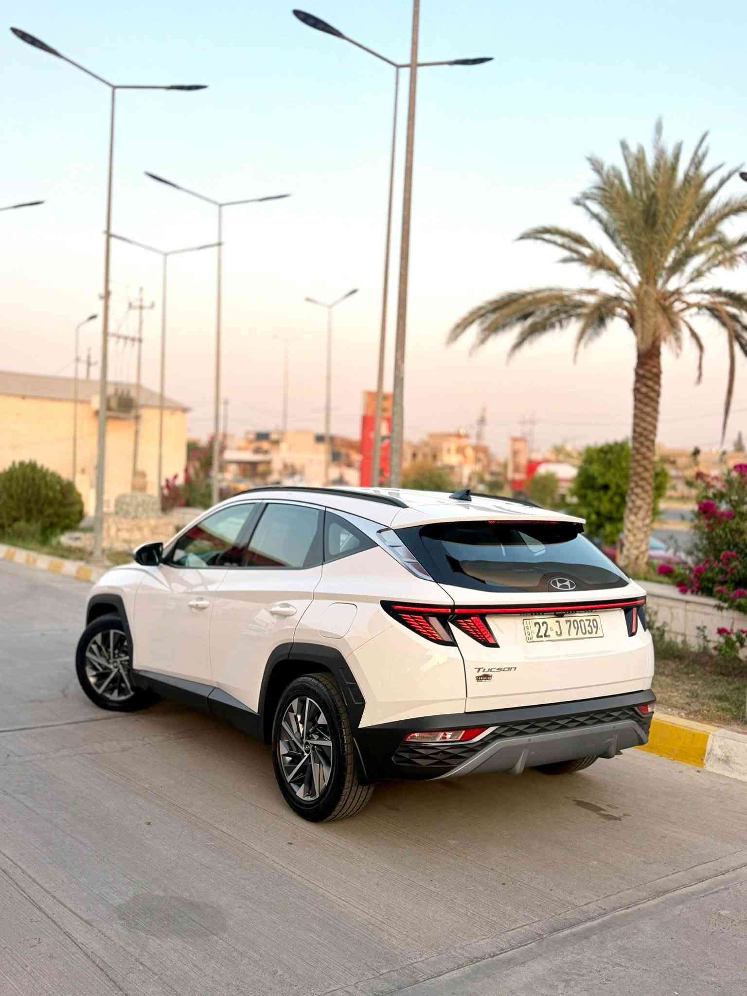 السعر 189$
هونداي توكسون 2023 خليجي فووول مواصفات  ماعدا بانوراما مكفولة كفالة عامة من صبغ وتبديل فقط مكان واحد بي تعديل بارد شرط الفحص محرك دوش 4 سلندر داخل ابيض بصمة كشن جلد كهربائي كامرات خلفي وجوانب تبريد قطعتين  وبعد هواي مواصفات 
رقم اربيل دولي سنوية رقم كلها جديد تحويل مباشر
مكاني كركوك داخل المدينة
***********
