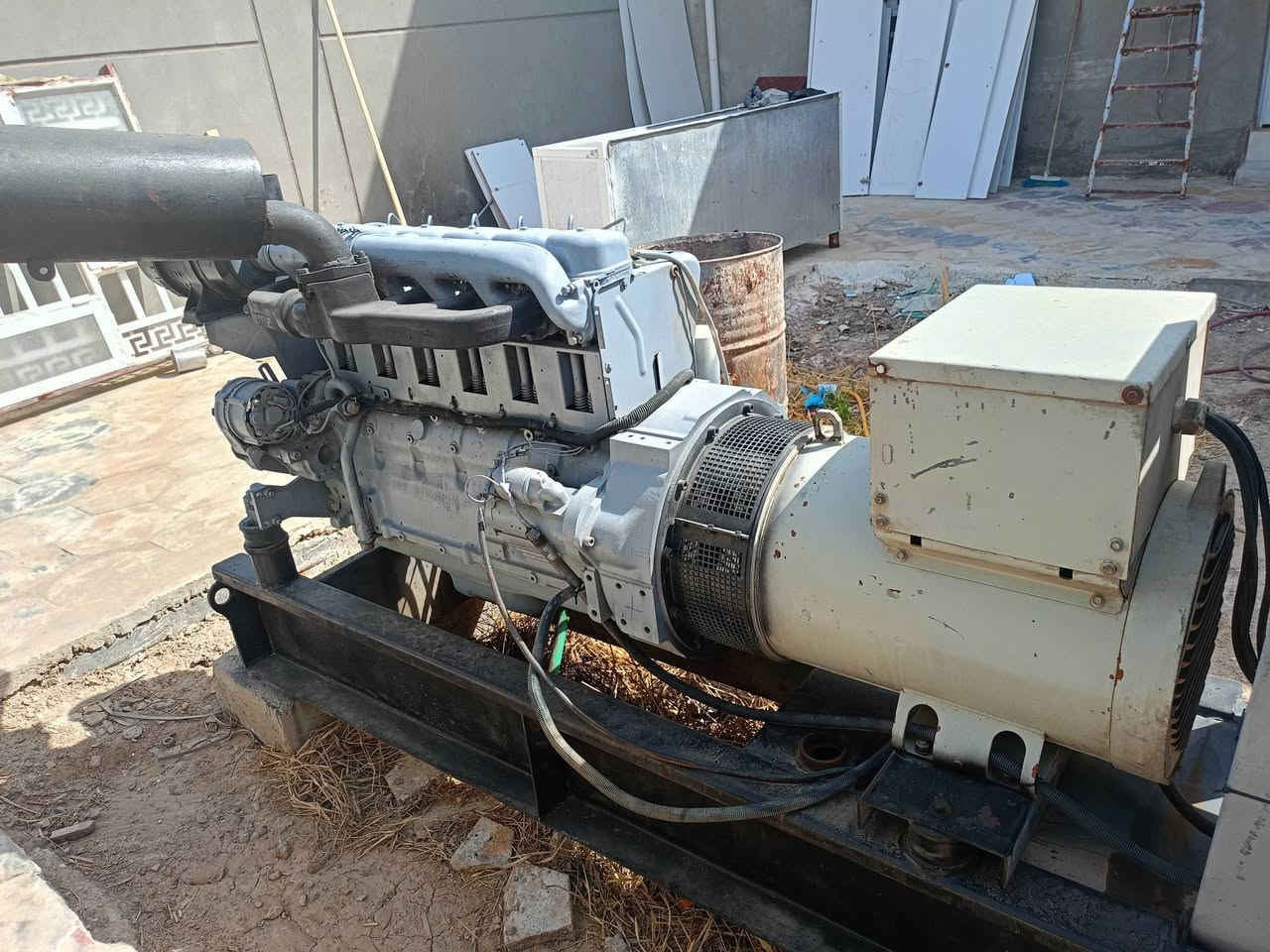 مولده دويز سته اسلندر  60 kv
بدون ماء
240 امبير
نظيفه جدا ماداخله تصليح
محرك نظيف 
جنريتر نظيف
سعر مناسب
لااستفسار الاتصال
***********

